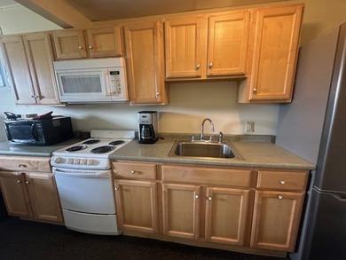 Wonderful duplex in Searsport, offers municipal water and sewer - photo 17