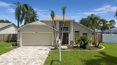 Pool Home + Cul-de-Sac + Oversized Lot! Welcome to this well - photo 4
