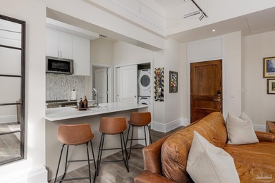 Experience Elevated Living in the Heart of Downtown Pensacola - photo 8