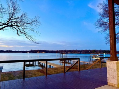 Cedar Creek Lake Home For Sale in Mabank Texas