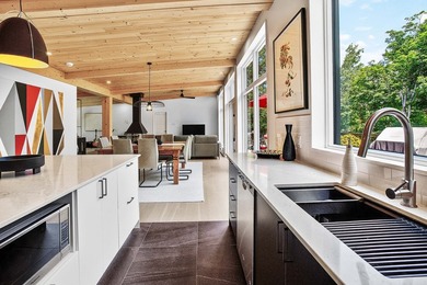 Residence contemporaine au bord de l'eau sur le lac Cupidon! Ce - photo 17