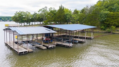 Move-in ready home offering an unbeatable location by both land - photo 30