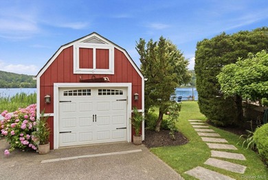 Waterfront Colonial on the Mill Pond with Spectacular Pond Views - photo 33