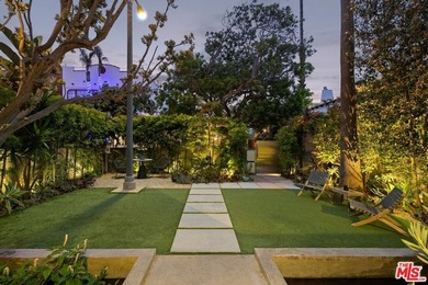 Set mid-block on one of LA's most coveted walk streets, 24 - photo 36