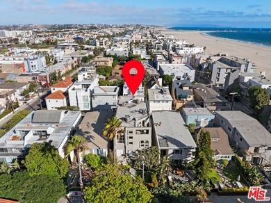 Set mid-block on one of LA's most coveted walk streets, 24 - photo 44