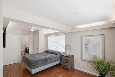 Experience year-round tropical oasis in this 1860-square-foot - photo 22