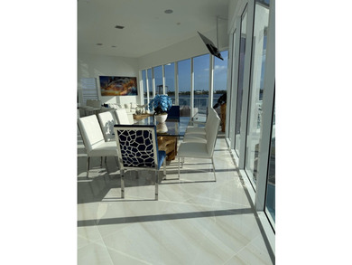 Walk into this luxurious palace with captivating open water - photo 23