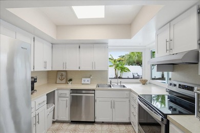 Experience year-round tropical oasis in this 1860-square-foot - photo 27