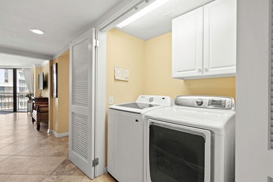 Welcome to Tower South, where panoramic ocean views, abundant - photo 34