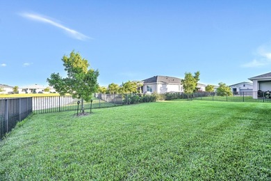Welcome to this exceptional 4-bedroom, 3-bathroom single-family - photo 36