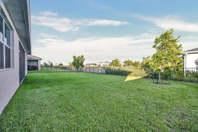 Welcome to this exceptional 4-bedroom, 3-bathroom single-family - photo 37