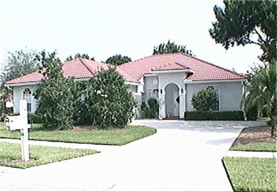 (private lake, pond, creek) Home For Sale in Vero Beach Florida