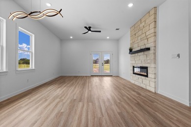 NEW CONSTRUCTION ON 1 ACRE IN QUINLAN, TX!! Enjoy the perfect - photo 15