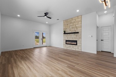 NEW CONSTRUCTION ON 1 ACRE IN QUINLAN, TX!! Enjoy the perfect - photo 16
