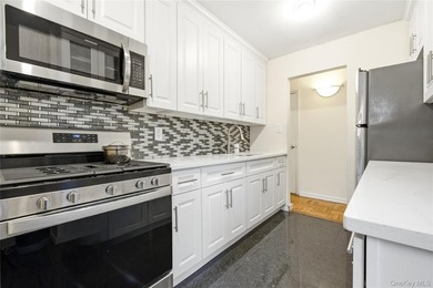 Discover a rare junior 4 converted into a 2-bedroom apartment - photo 19