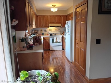 Looking for a new home! Side-by-side duplex at Meyers lake - photo 25