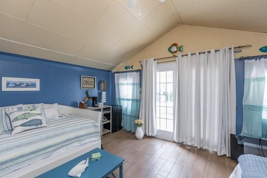 Lake life, but make it effortless! This Herrington Lake gem - photo 30