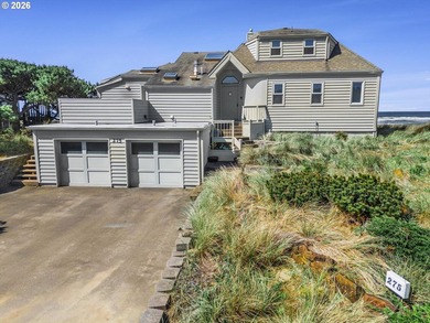 Oceanfront Contemporary in Salishan with Panoramic Views to die - photo 4