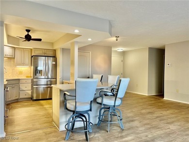 The Meridian, located on the south shore of Lake Erie, offers - photo 9
