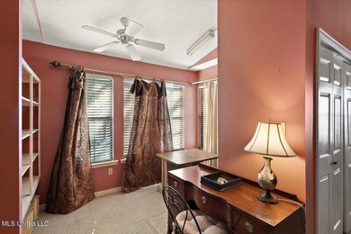 The ultimate space for hosting gatherings or relaxing in style - photo 13
