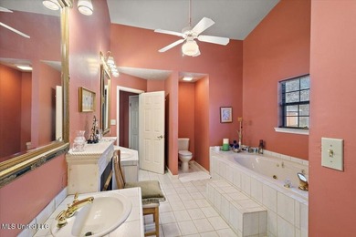 The ultimate space for hosting gatherings or relaxing in style - photo 14