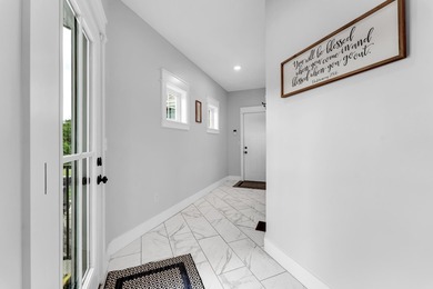 Turnkey Ozarks Estate is just minutes from the Lakes! This - photo 34