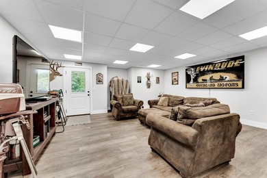 Turnkey Ozarks Estate is just minutes from the Lakes! This - photo 54