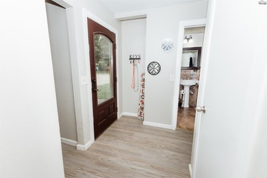 Time-sensitive short sale opportunity near Wichita Park. This - photo 4