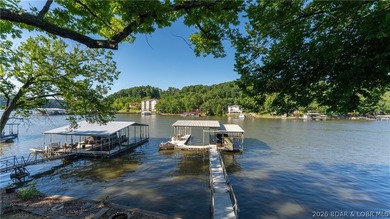 Lakefront living with a gentle walk to the water, deep water - photo 22