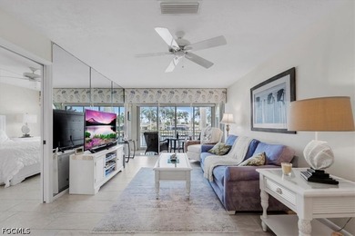 Welcome to Gullwing Condominiums-LOCATION LOCATION--a relaxing - photo 22