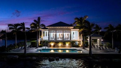 Welcome to ''The Lookout', a premiere four-bedroom oceanfront - photo 32