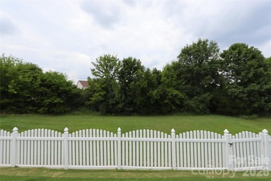 Come see your new home located in the great community of - photo 36