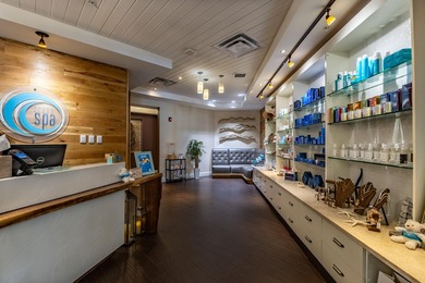 Welcome to ''The Lookout', a premiere four-bedroom oceanfront - photo 46