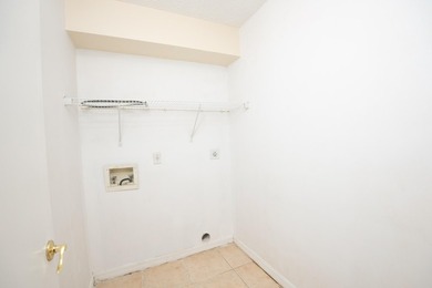 Move-in ready 3-bedroom, 2-bathroom home offering comfort - photo 25