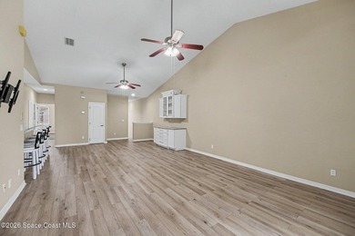 ((( RECENTLY UPDATED & UPGRADED IN VENETIAN VILLAGE ))) Welcome - photo 6