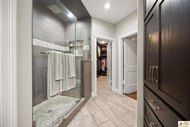 Luxury meets comfort in this exceptional custom-built home on 5 - photo 20