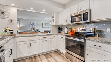 WOW-WHAT A REMODELl! Experience the difference a generous floor - photo 2