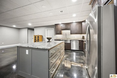 Luxury meets comfort in this exceptional custom-built home on 5 - photo 42