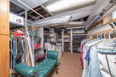 Exceptional mixed-use opportunity at 2919 Pawtucket Ave! Ideal - photo 47