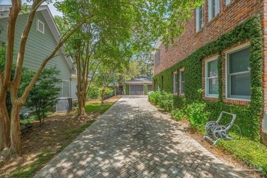 A rare offering of timeless elegance and uncompromising - photo 6