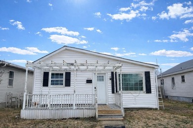 Ohio River Home Sale Pending in Ironton Ohio