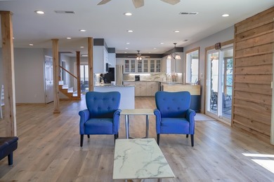 Lake life doesn't get better than this. Situated on the shores - photo 11