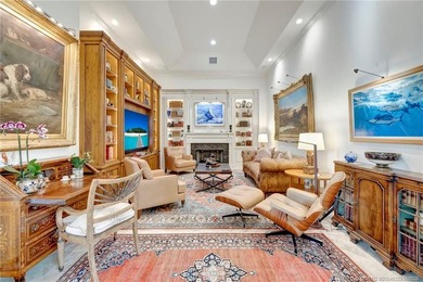 This elegant Sailfish Point estate is ideally positioned on the - photo 19