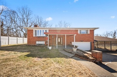 Lake Home For Sale in Proctorville, Ohio