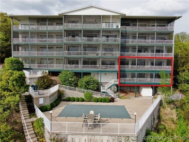 Spectacular views, incredible location, move-in ready, updated - photo 3
