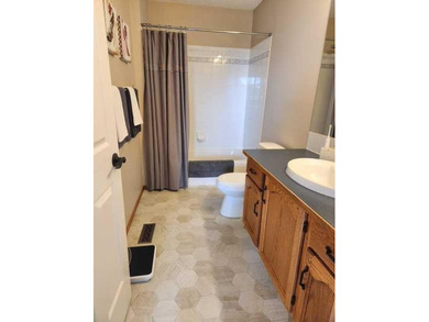 Welcome to this beautifully maintained 1,550 sq. ft. family home - photo 33