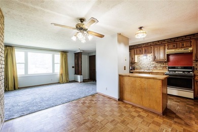 Welcome to 28 Jamee Lane, located on a quiet neighborhood street - photo 6