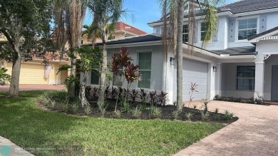 Lake Home For Sale in Royal Palm Beach, Florida