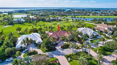 This elegant Sailfish Point estate is ideally positioned on the - photo 51
