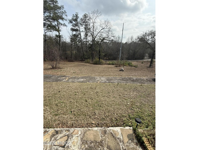 Here is that Beautiful Rustic Log House you have been looking